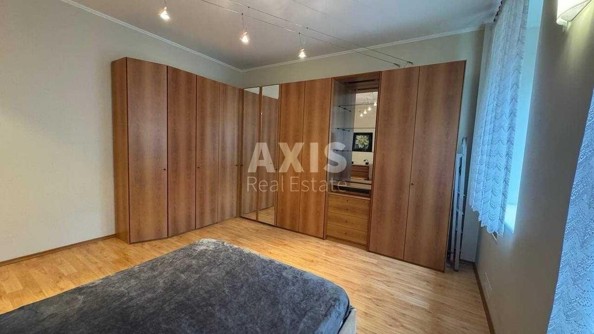 3k apartment vul. Skoropads'kogo Pavla 253
