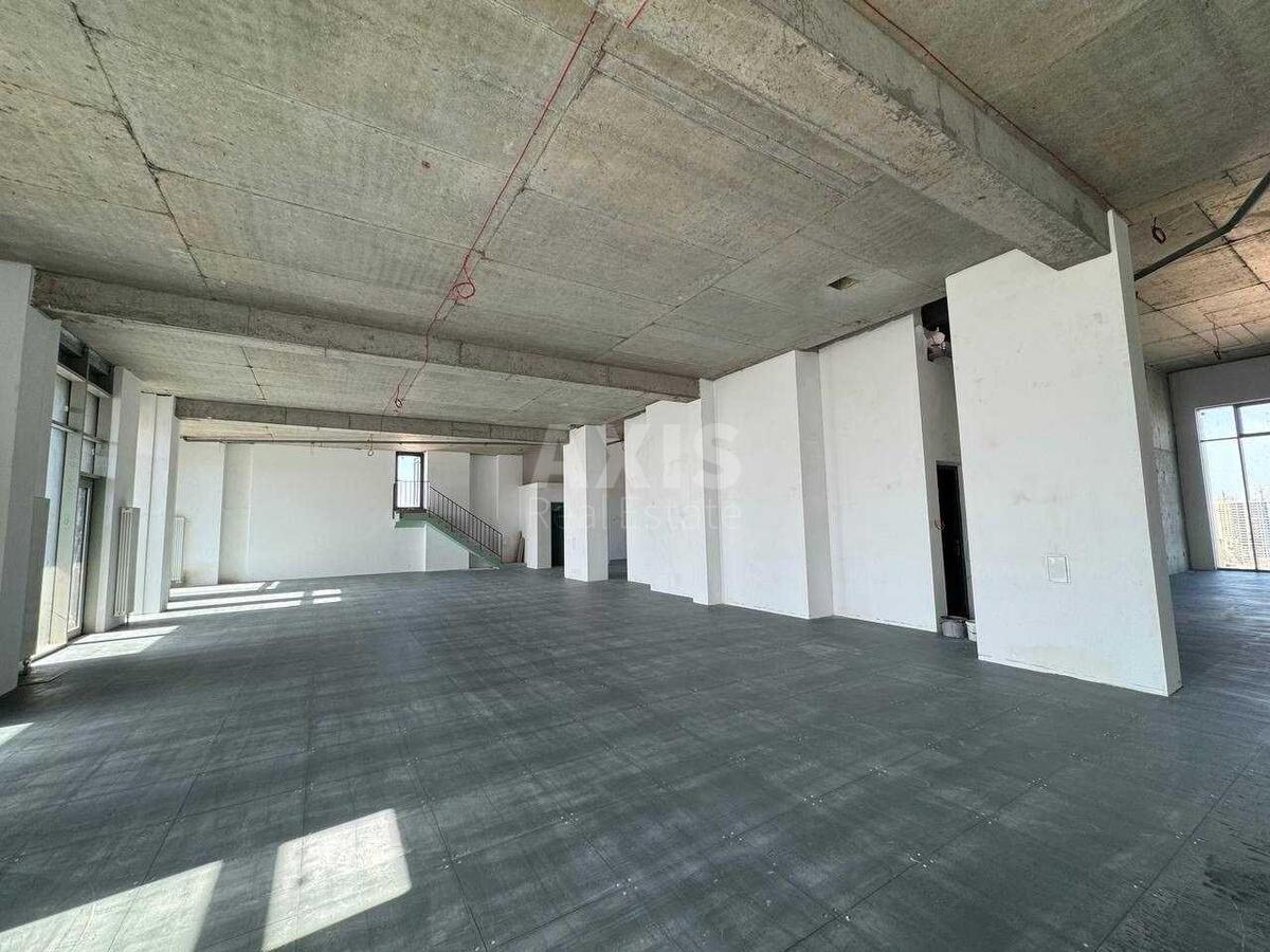 Офис ул. Антоновича 118, 412м23