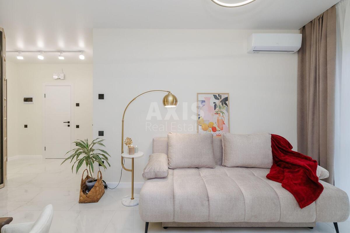 2k apartment vul. Myhajla Maksymovycha 24605004