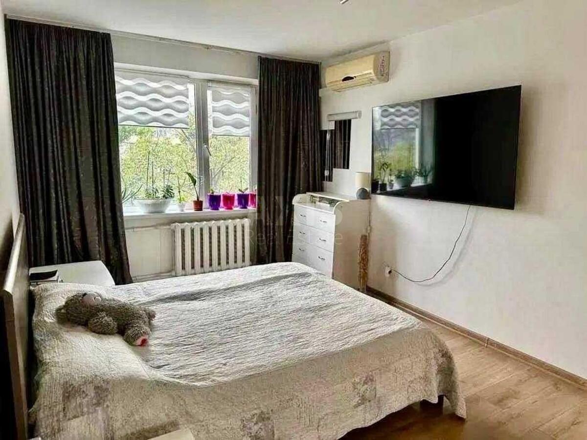 3k apartment vul. Oleksandra Arhypenka 10Б604324