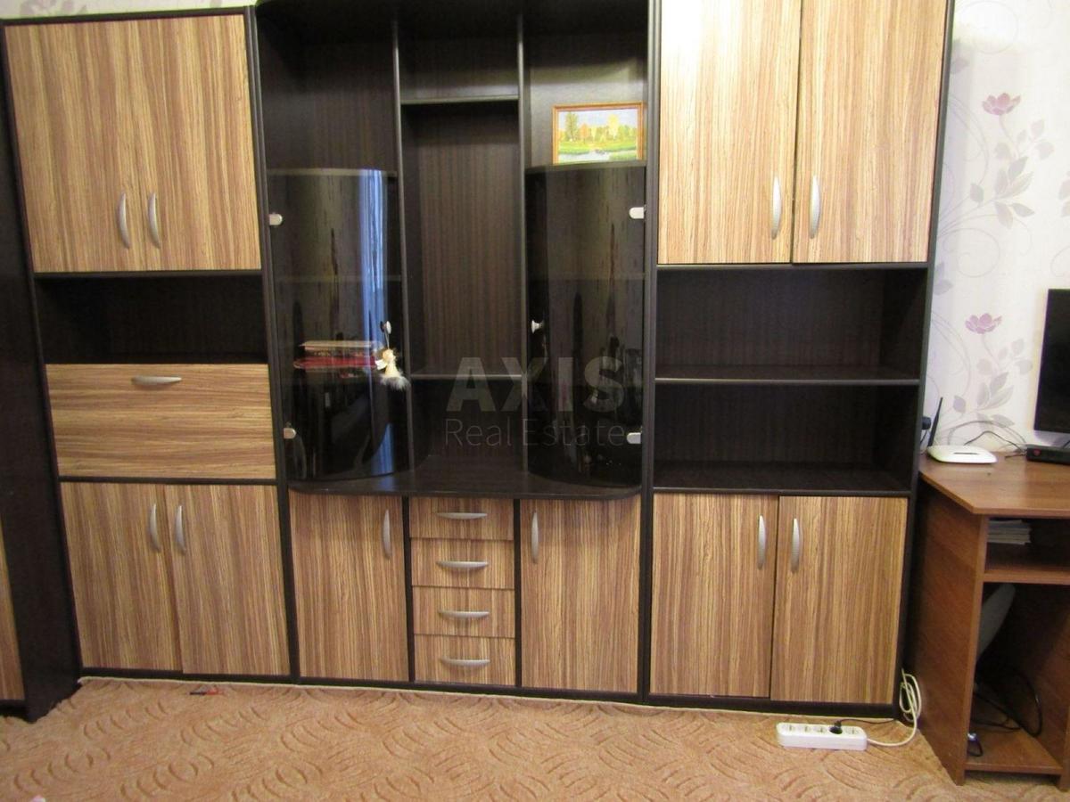 1k apartment vul. Symyrenka 24А4