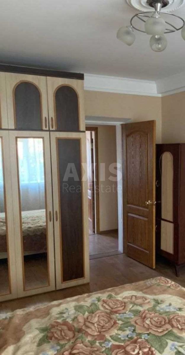 3k apartment vul. Tropinina 2/4452555