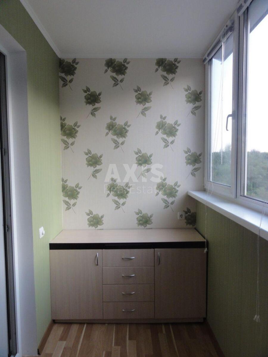 2к квартира пр-т Глушкова Академика 17615778