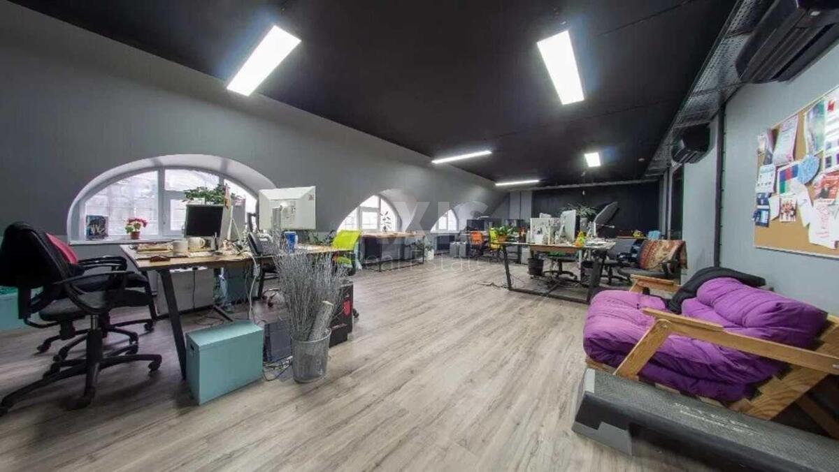 Office vul. Vozdvyzhens'ka 45, 456m2570343