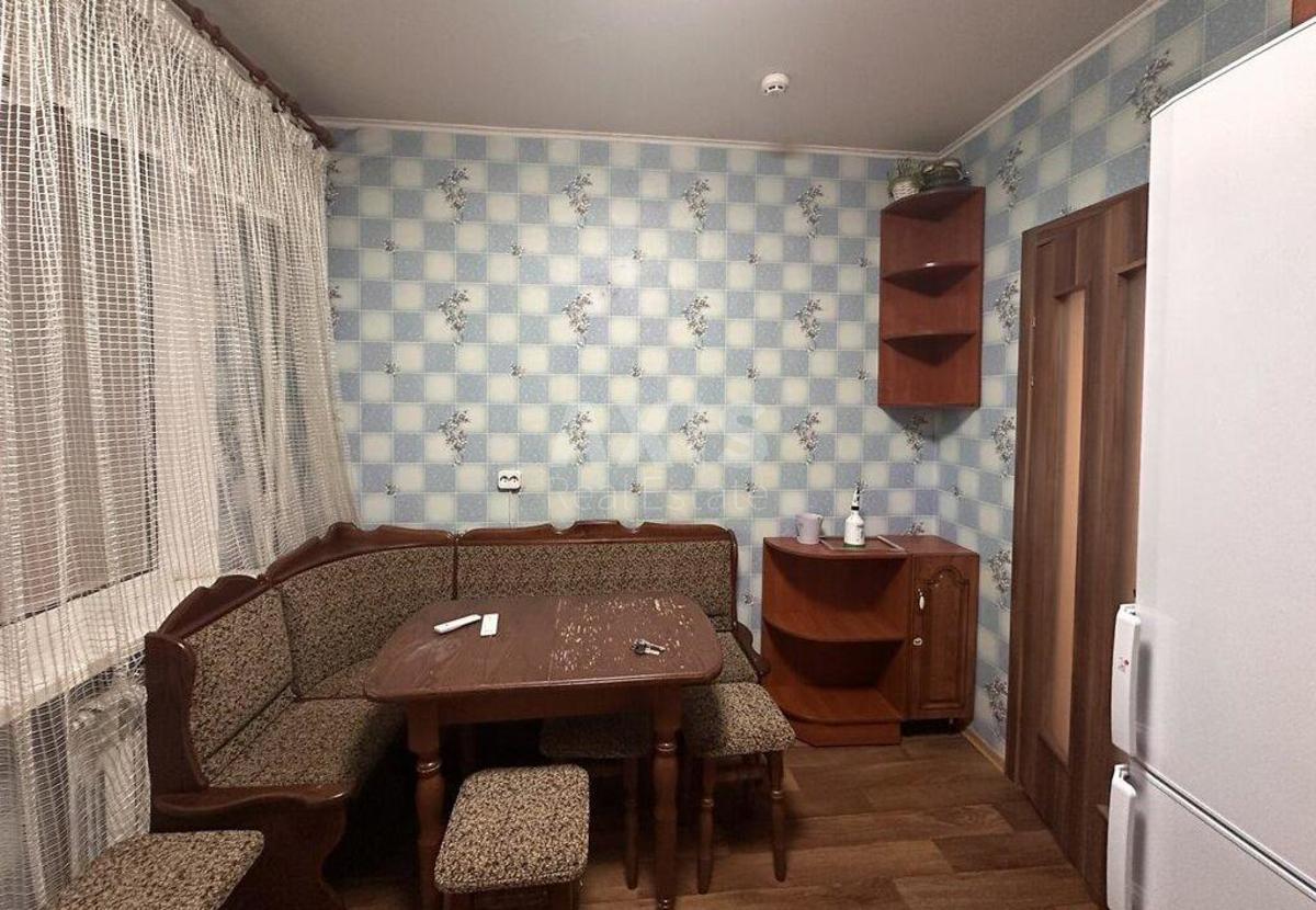 1k apartment vul. Urlivs'ka 38А4