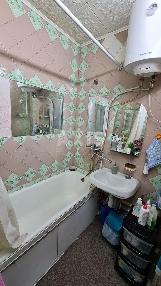 2k apartment vul. Andrii'vs'ka 8/125