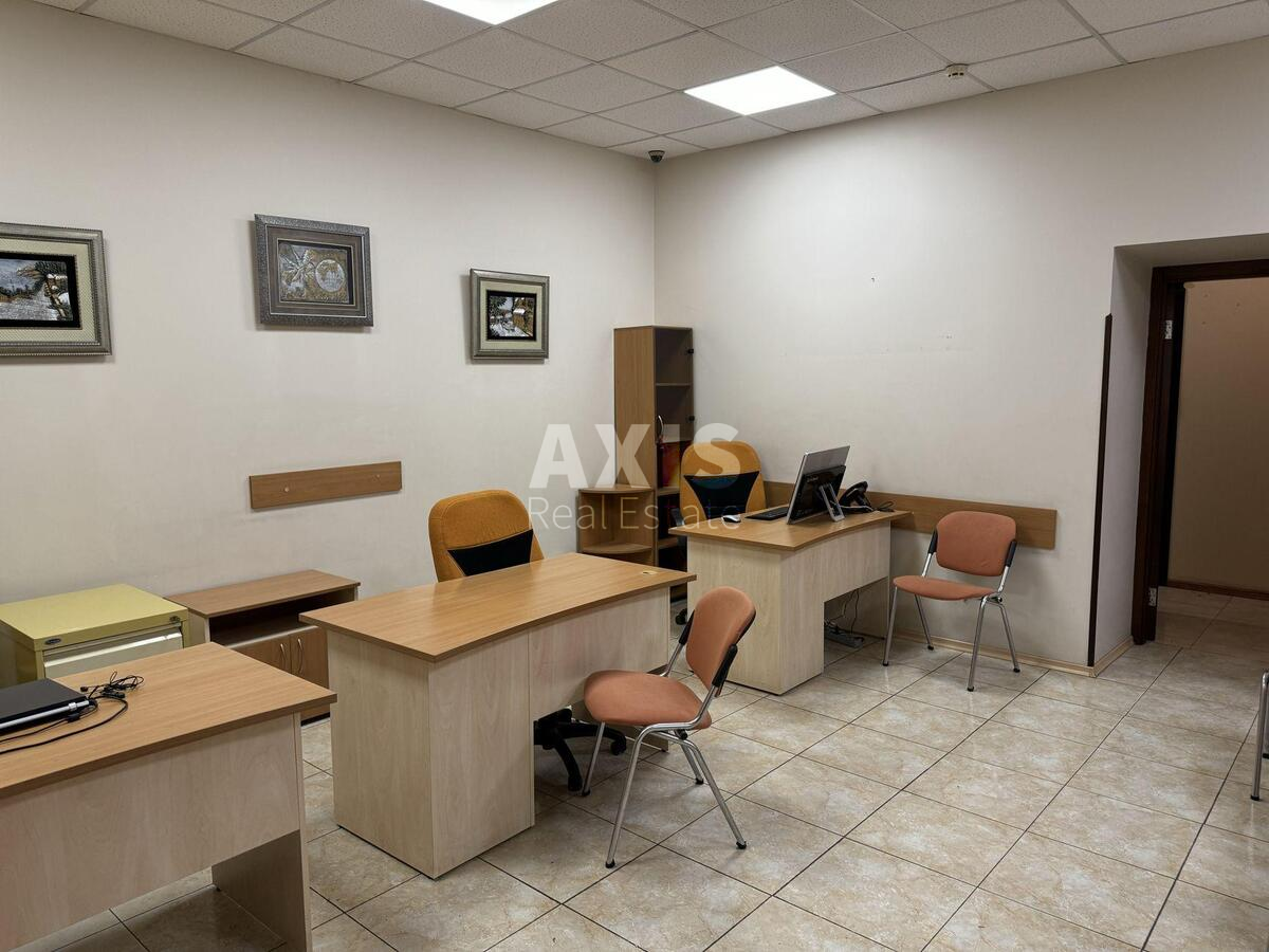Офис ул. Институтская 19В, 120м2