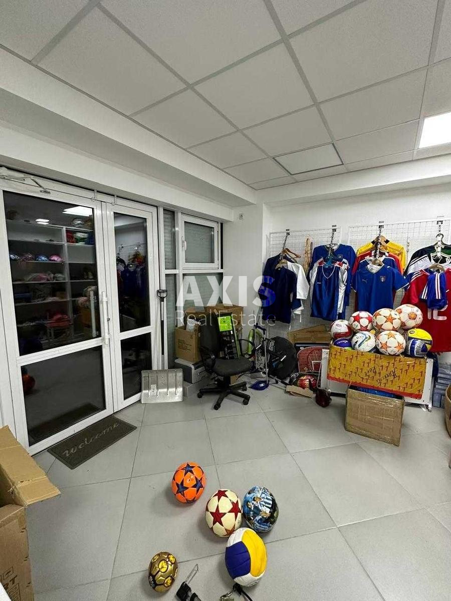 Офис ул. Мишуги Александра 10, 61м2437001