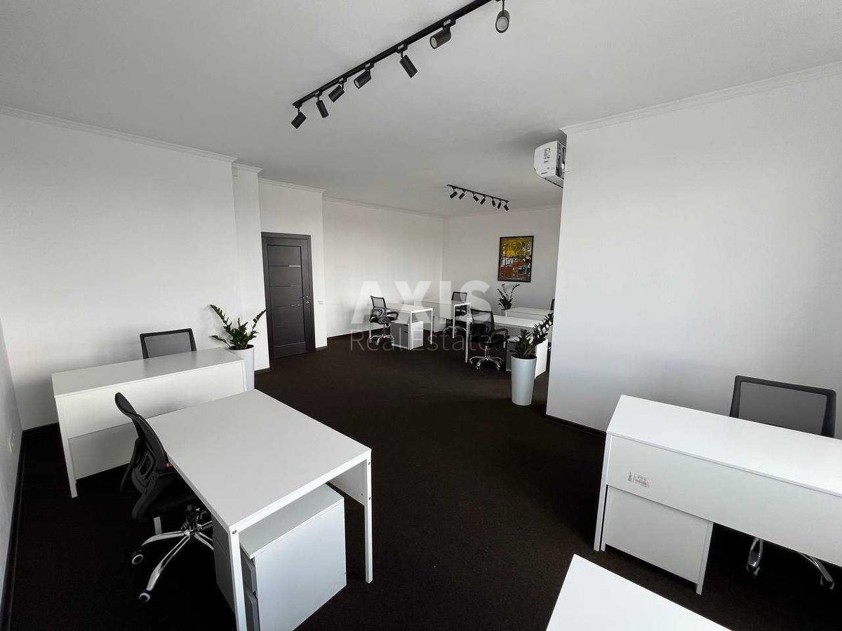Office vul. Knyaziv Ostrozkykh 46/2, 68m2392813
