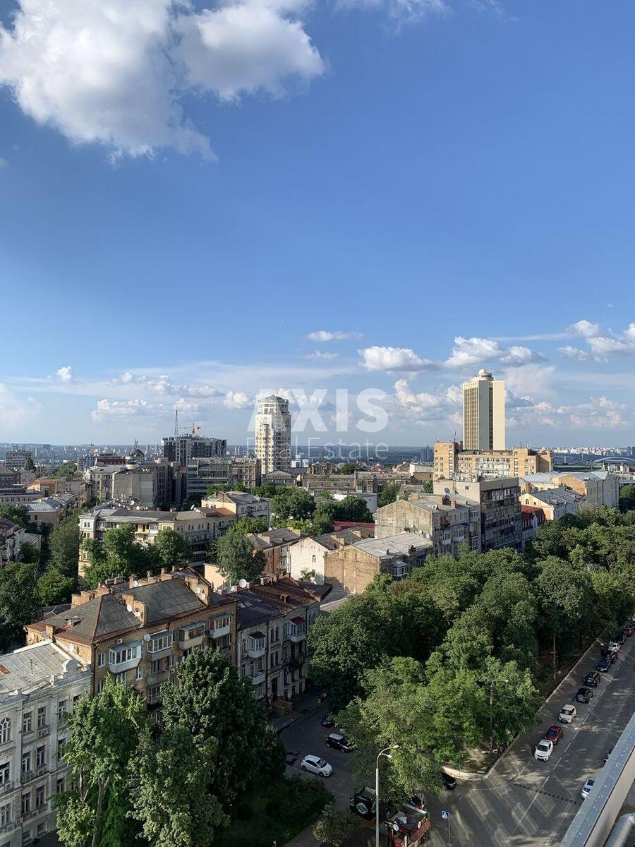 4к квартира вул. Хрещатик 25