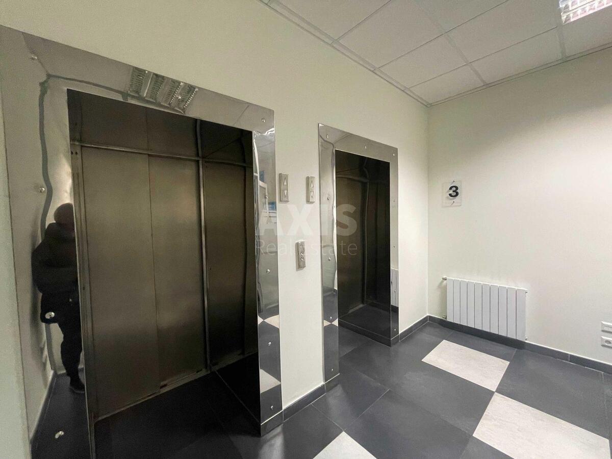 Office bul. Mykoly Mikhnovskoho 19, 520m2618893