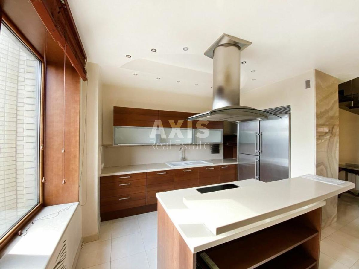 4k apartment vul. Nazarivs'ka 113