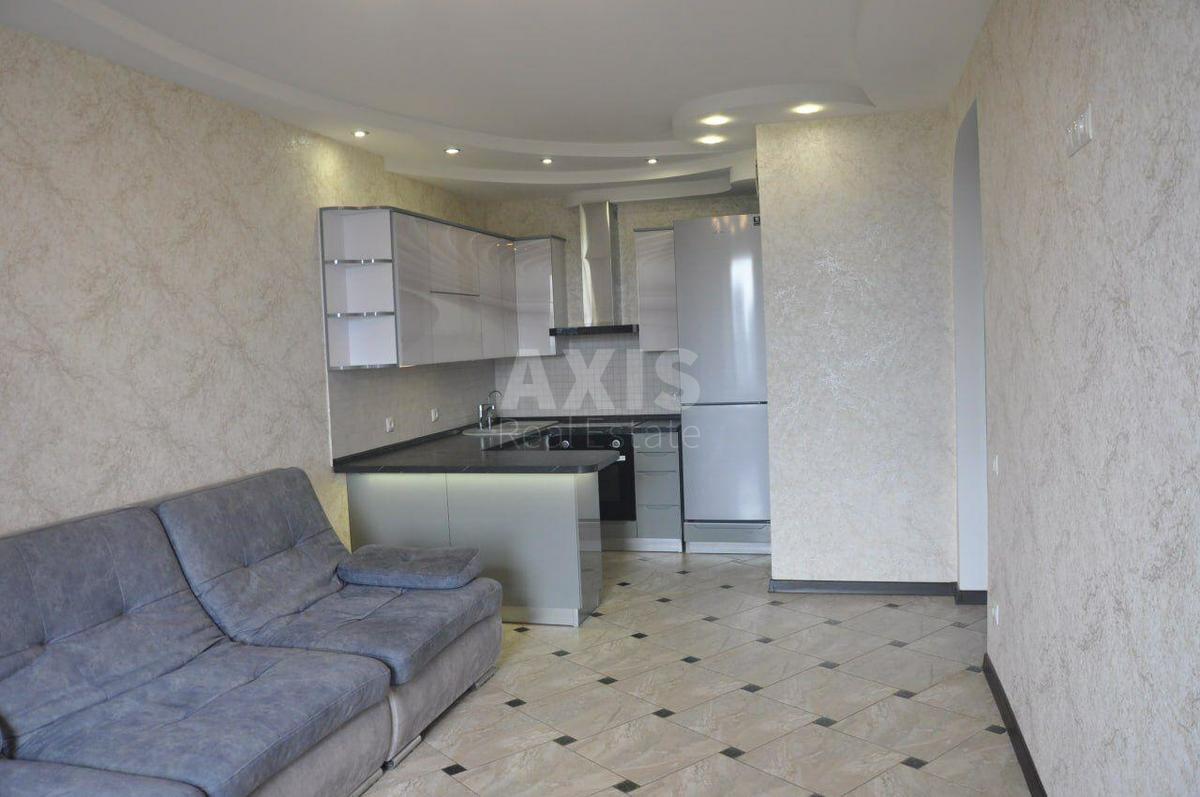 1k apartment nab. Dniprovs'ka 1811