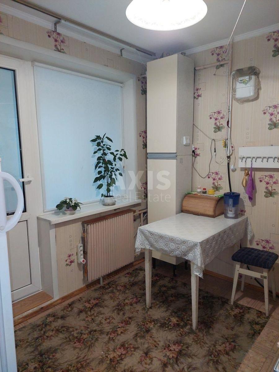 1k apartment pr-t Lesja Kurbasa 19/111