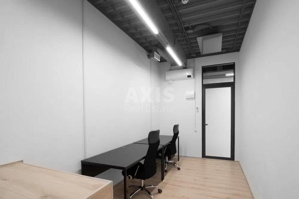 Office vul. Rustaveli Shota 11, 21m2