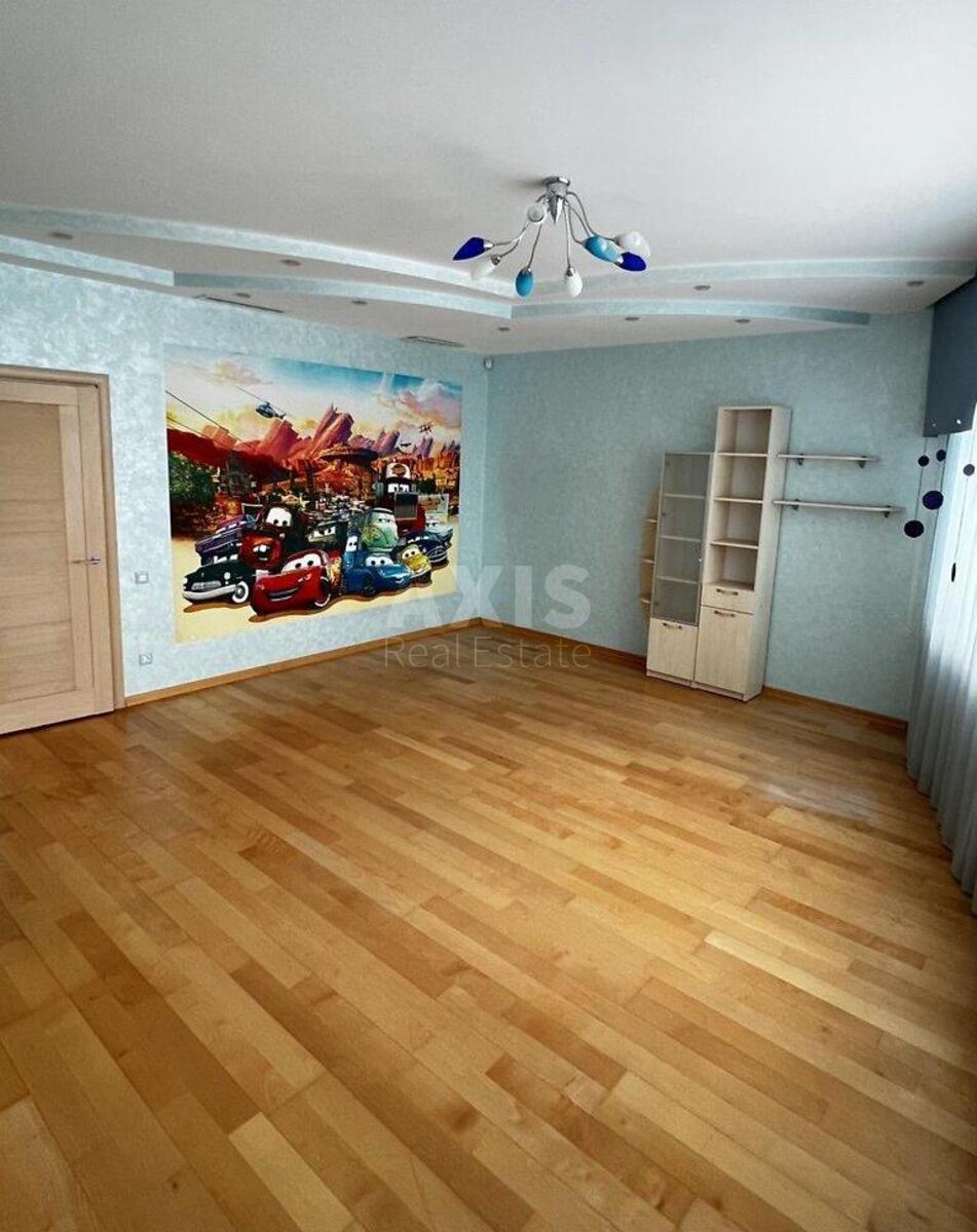 5k apartment vul. Turgenjevs'ka 28/30А7