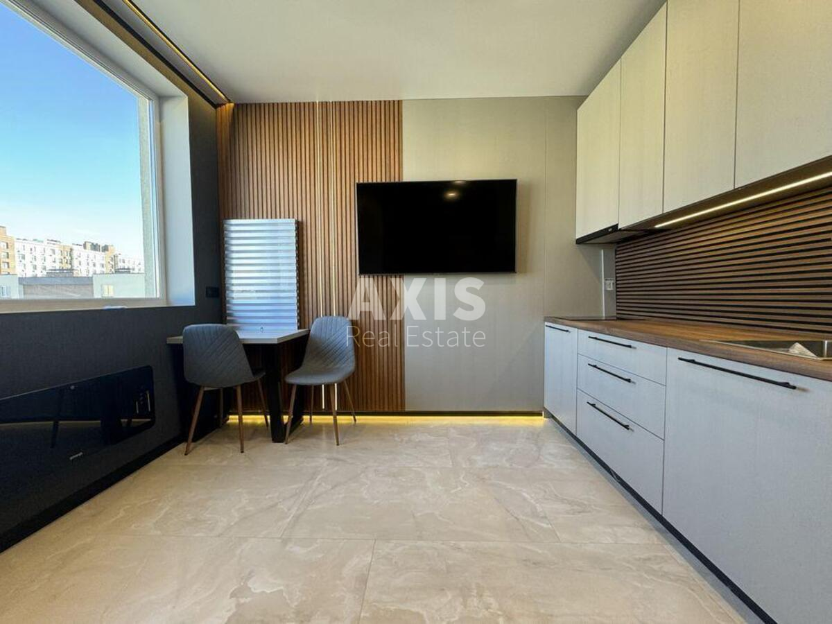 1k apartment vul. Vchytel's'ka 16