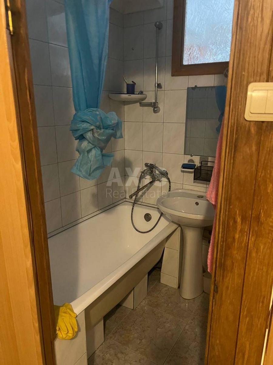 2k apartment vul. Bratyslavs'ka 187
