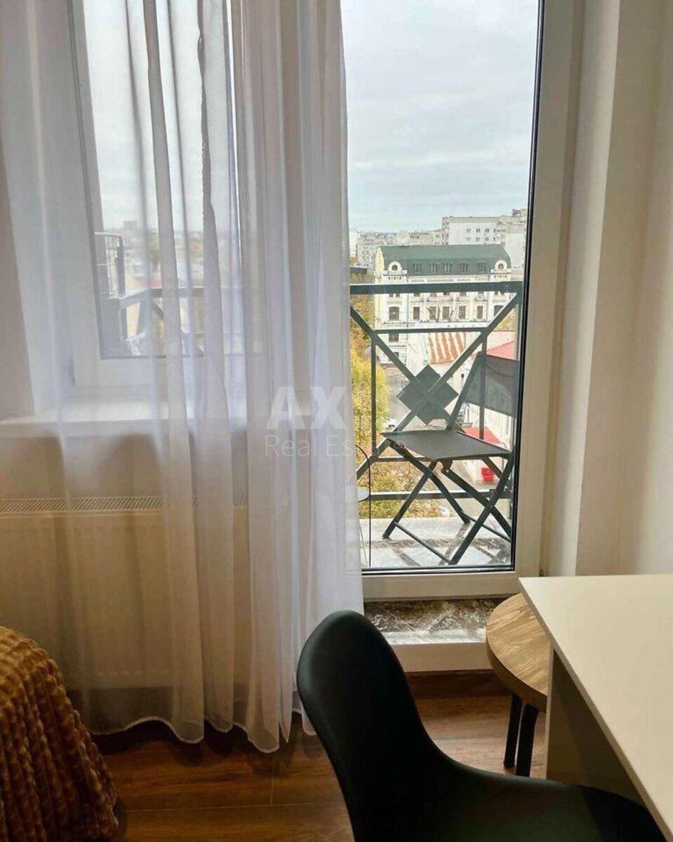 1k apartment vul. Nyzhnij Val 27/295