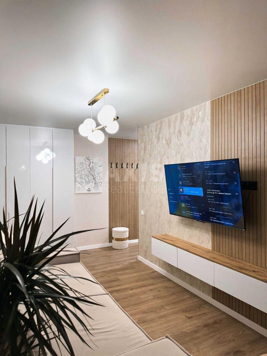 3к квартира пр-т Голосеевский 126К589452