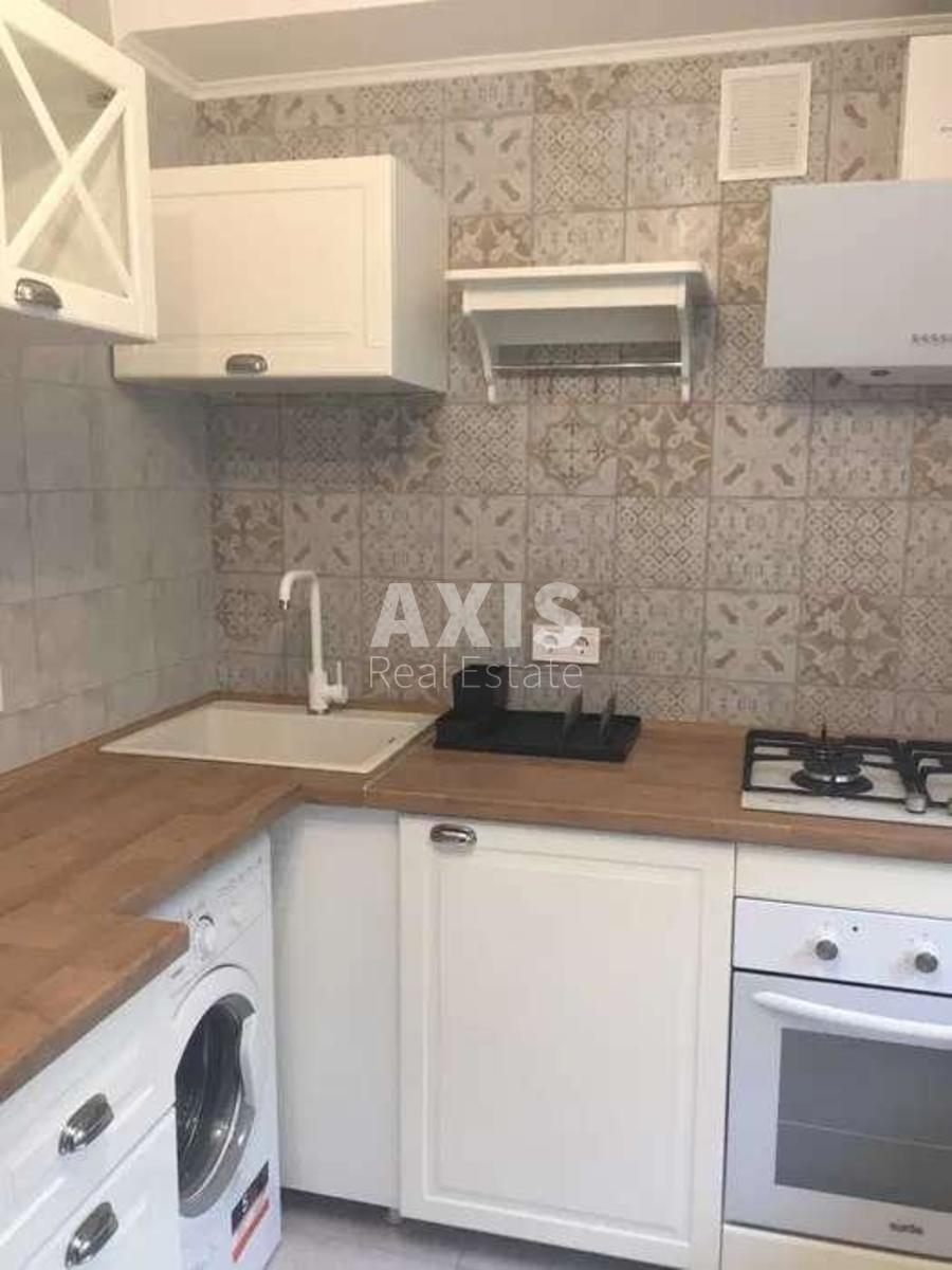 2k apartment vul. Parkovo-Syrec'ka 100