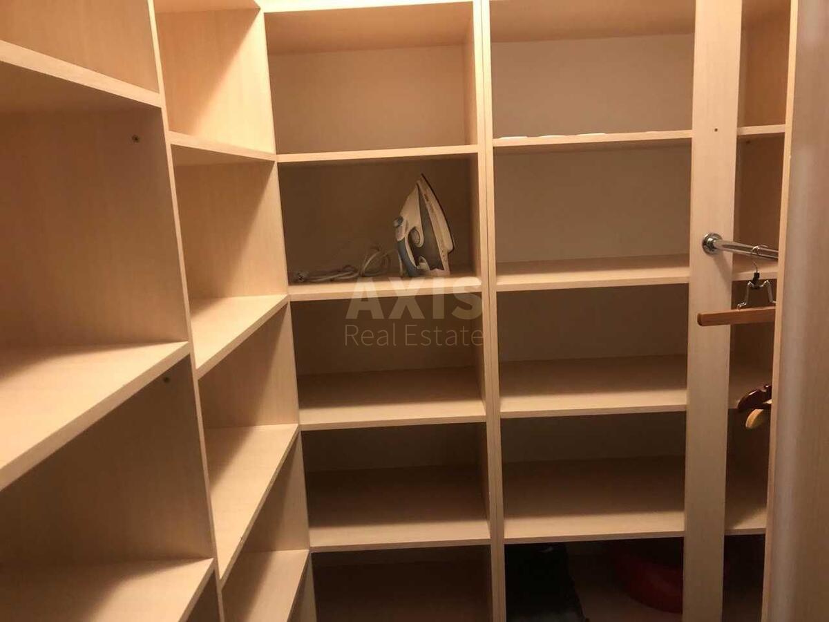 3k apartment vul. Knjazhyj Zaton 2111