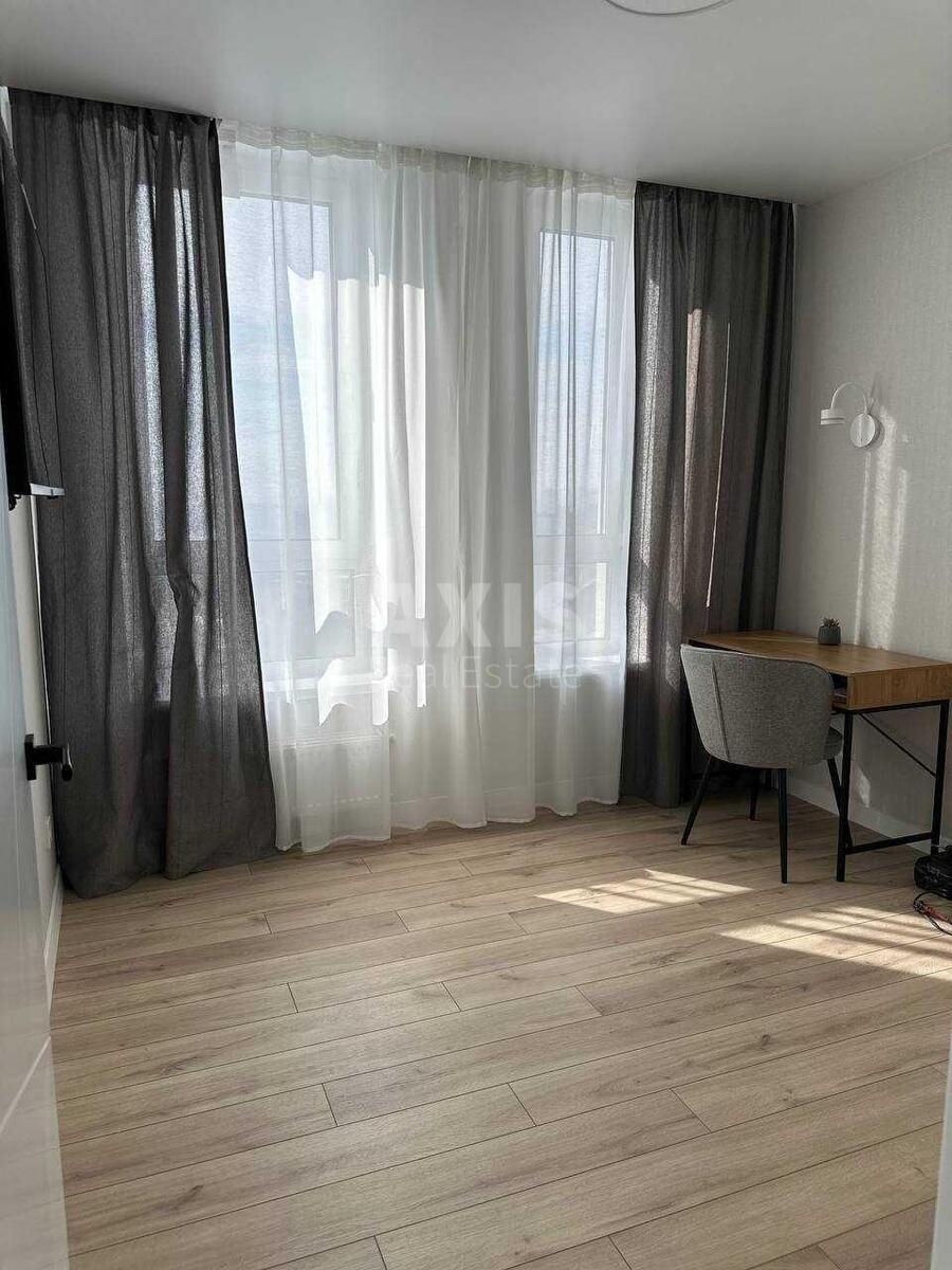 2k apartment vul. Virmens'ka 8/1276