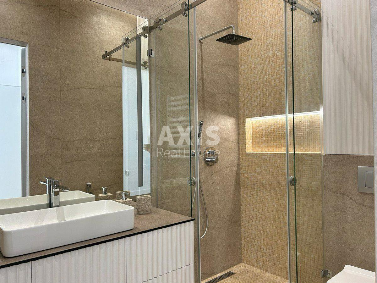 4k apartment vul. Vasyl'kivs'ka 14