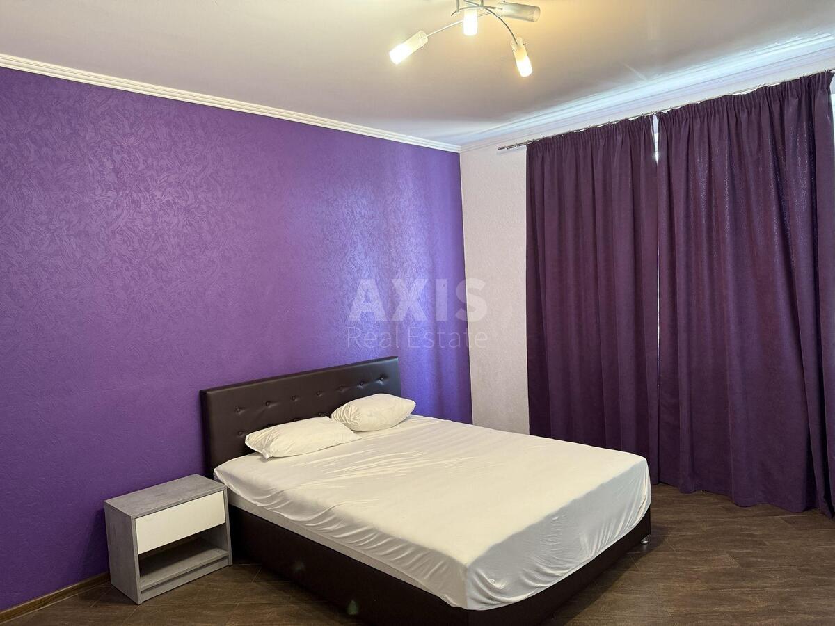 3k apartment nab. Dniprovs'ka 25564891