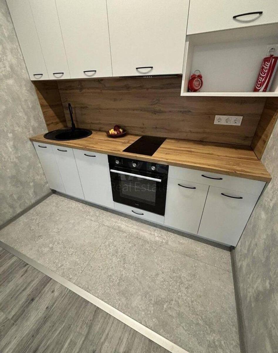 1k apartment vul. Myhajla Maksymovycha 24В