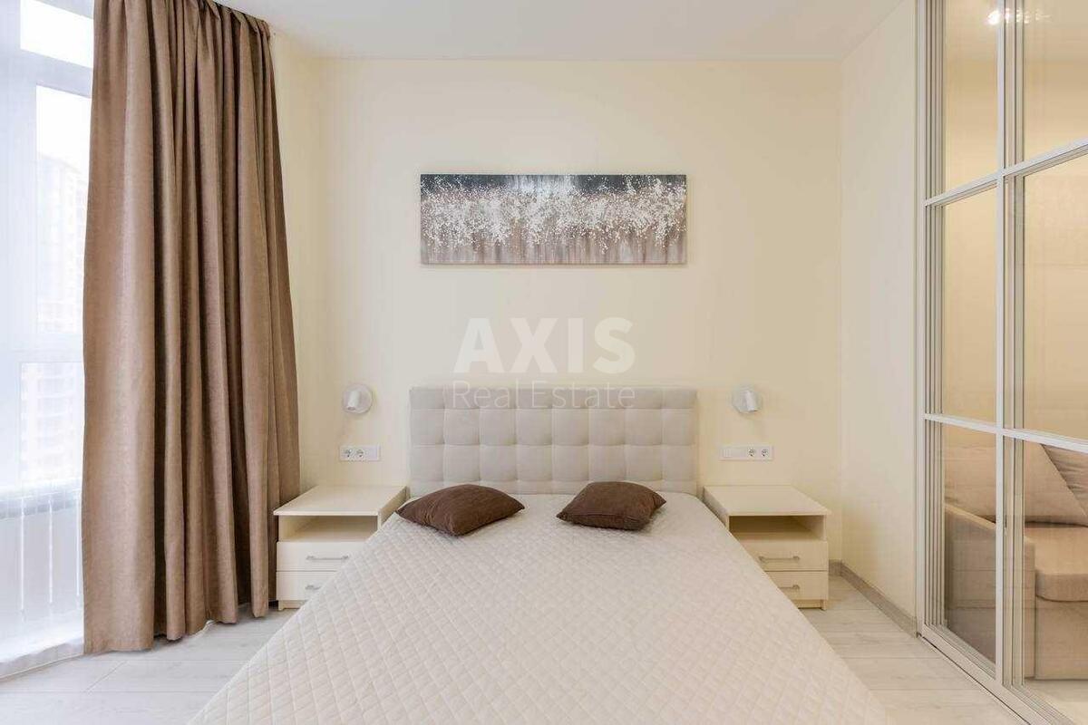 1k apartment vul. Dragomyrova Myhajla 4Б1