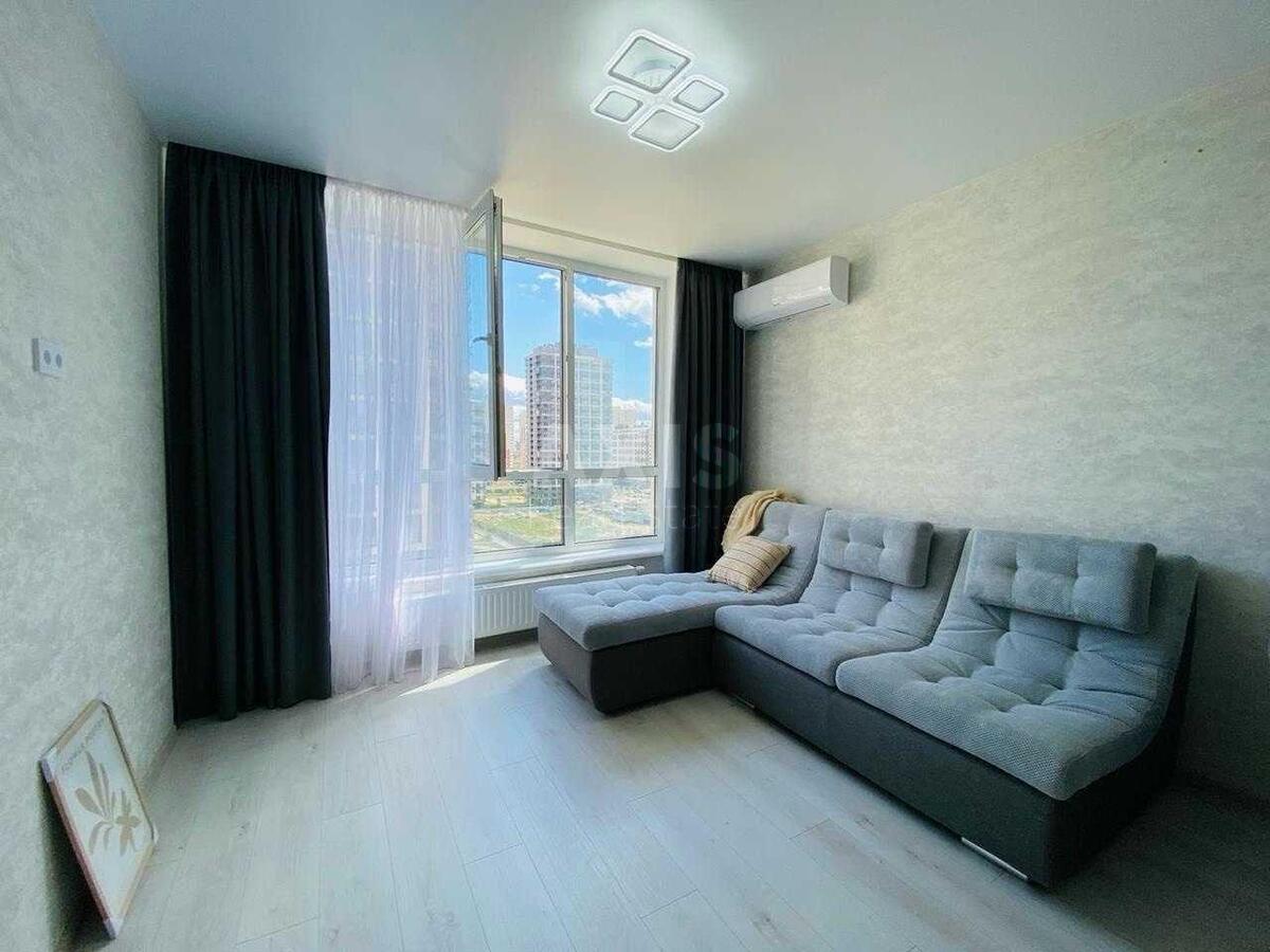 1k apartment vul. Rodyny Kristeriv 163