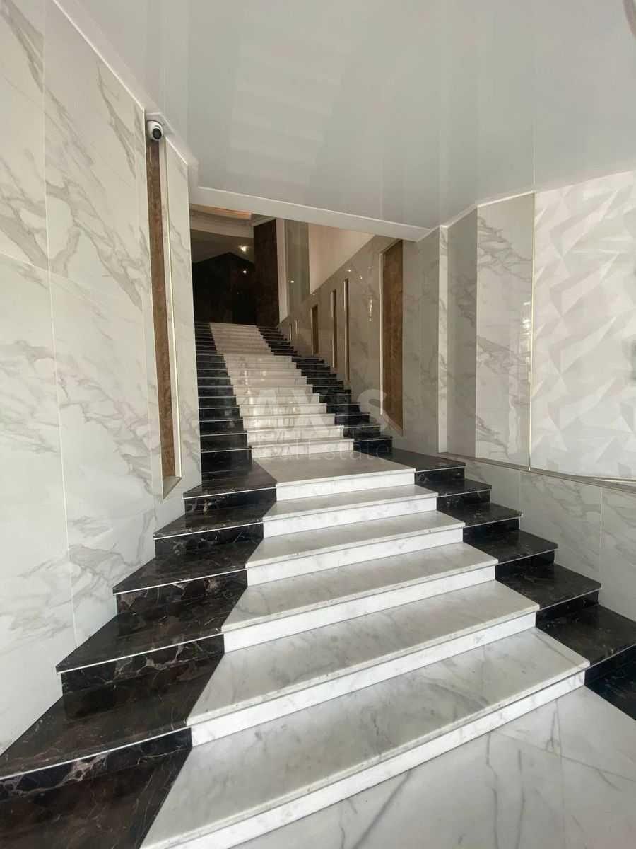 1k apartment vul. Glybochyc'ka 735813212