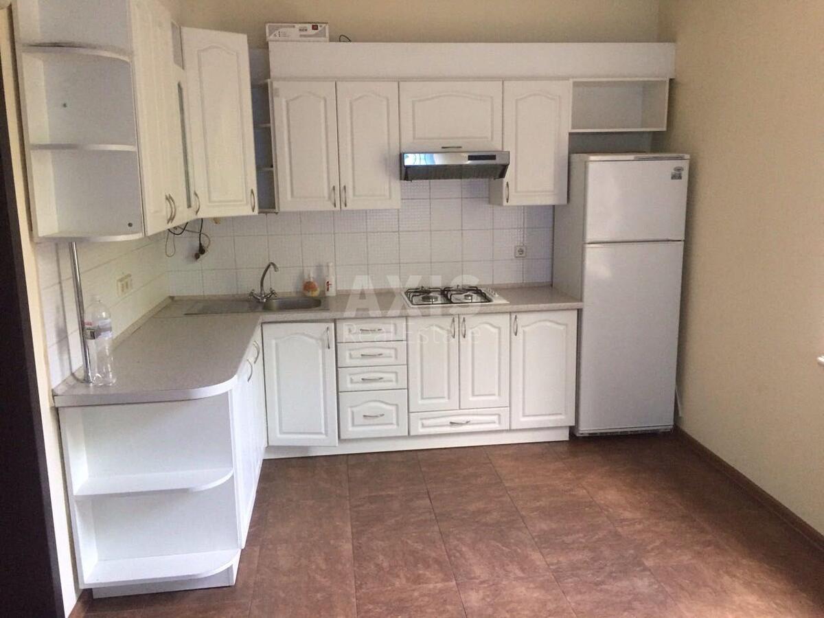 Office vul. Lobanovs'kogo 30, 300m25737910