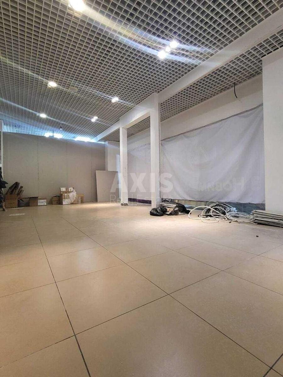 Trade object vul. Sverstjuka Jevgena 2Б, 81m2620715