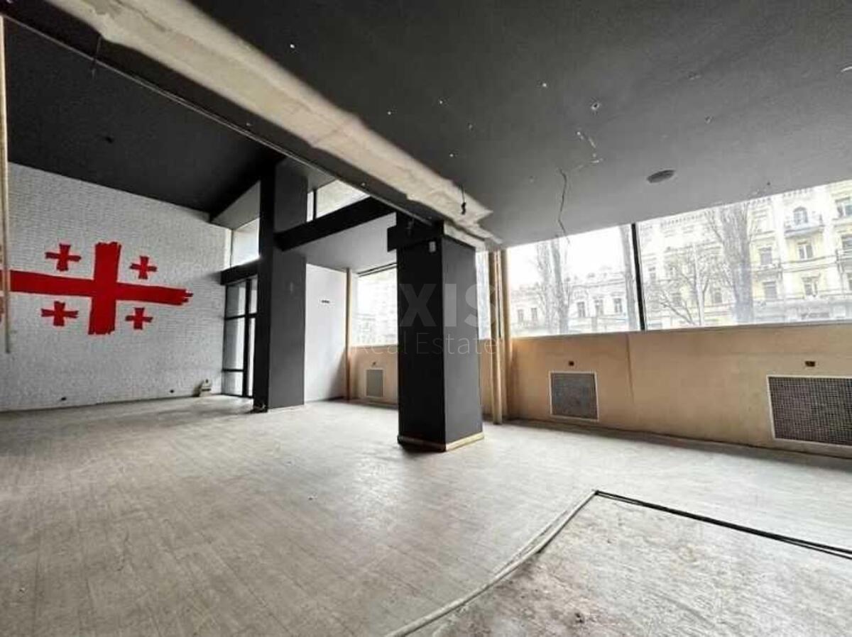 Trade object bul. Shevchenka Tarasa 2, 300m25