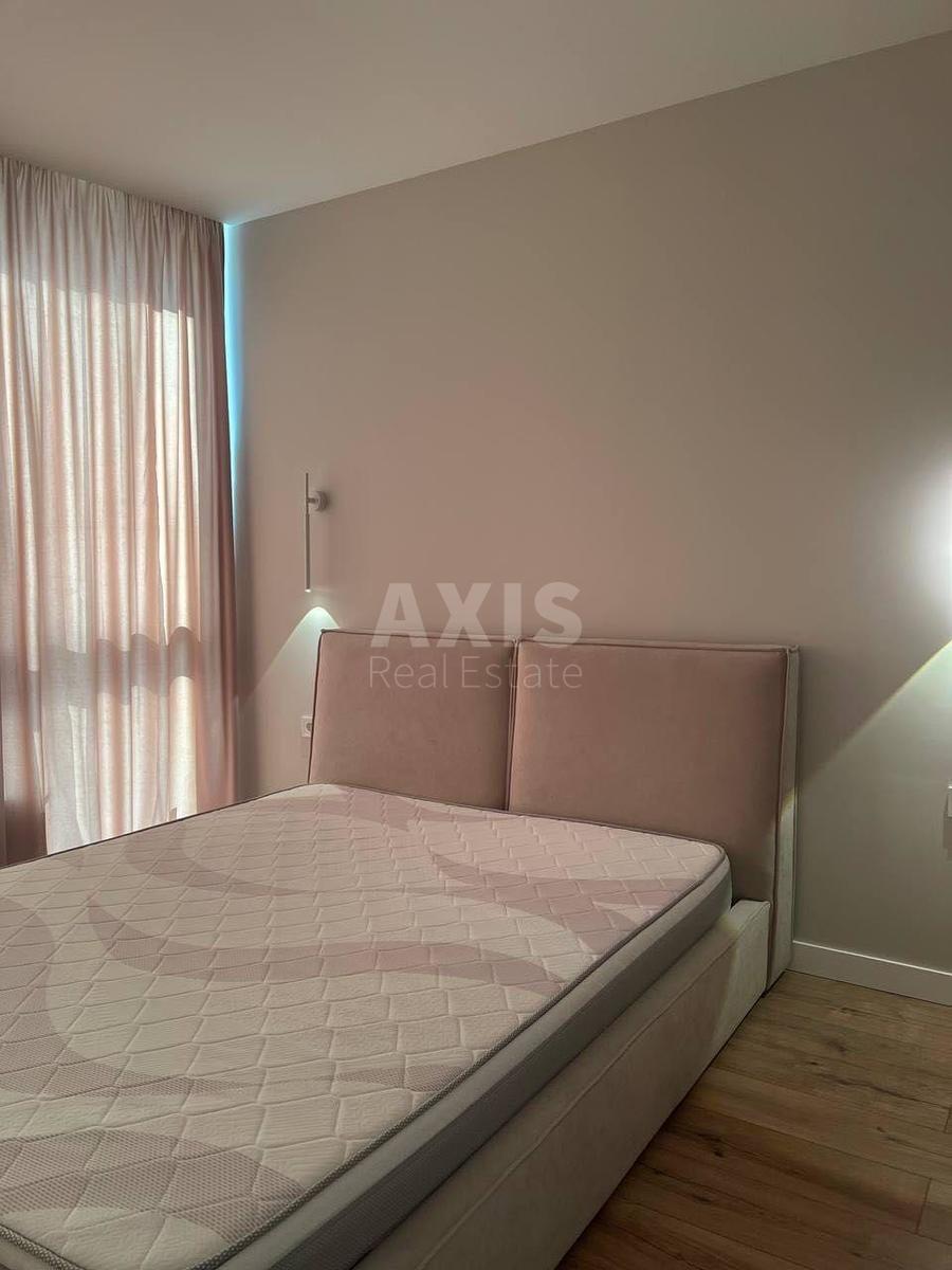 3k apartment nab. Dniprovs'ka 1510