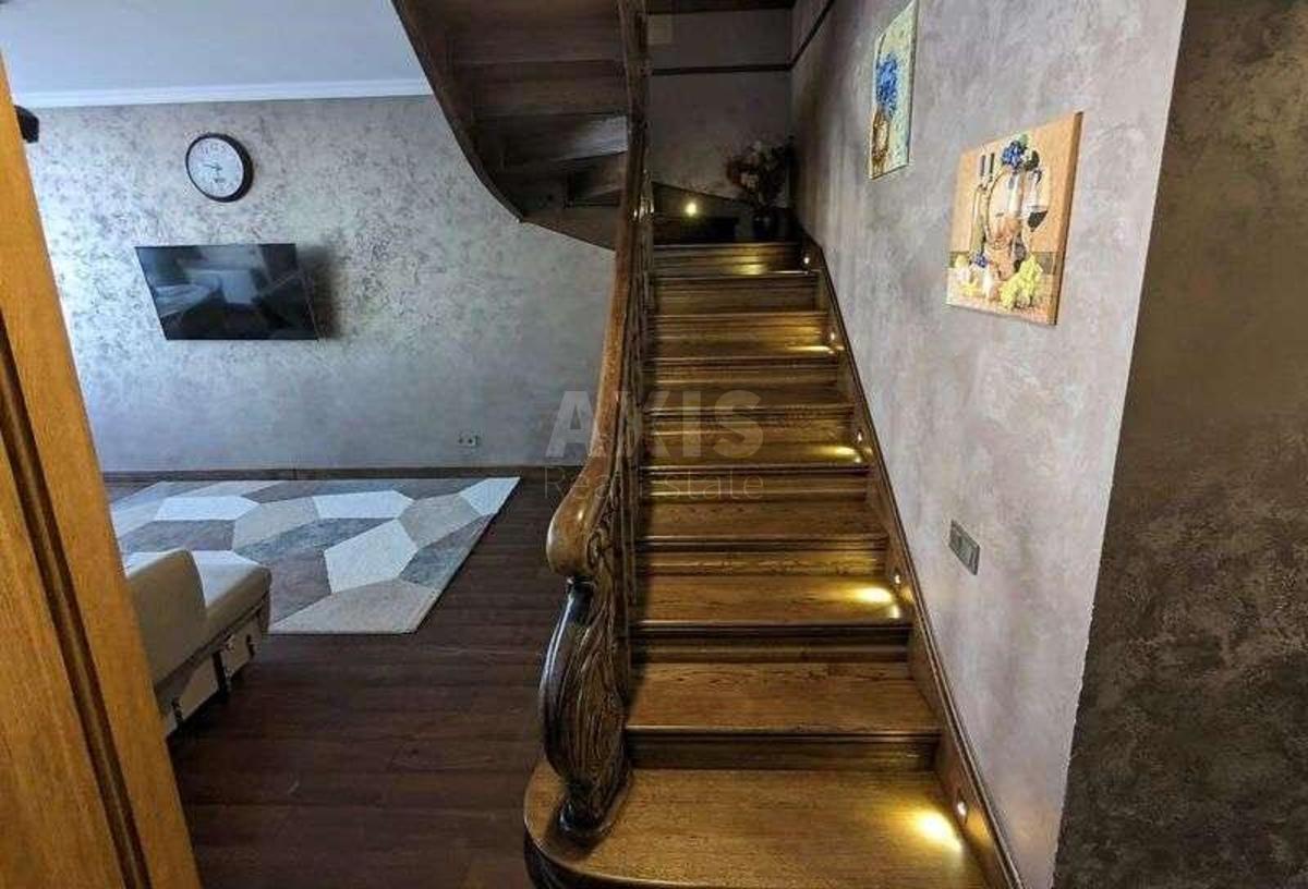 4k apartment vul. Akademika Jefremova 8А3