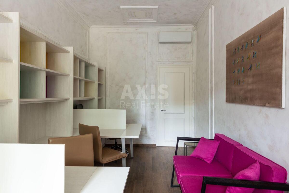 Office vul. Pushkins'ka 33, 109m25
