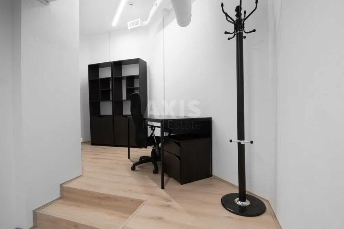 Office vul. Rustaveli Shota 11, 21m20