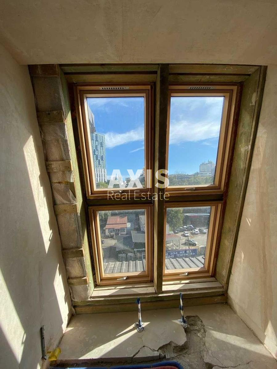 3k apartment vul. Glybochyc'ka 132