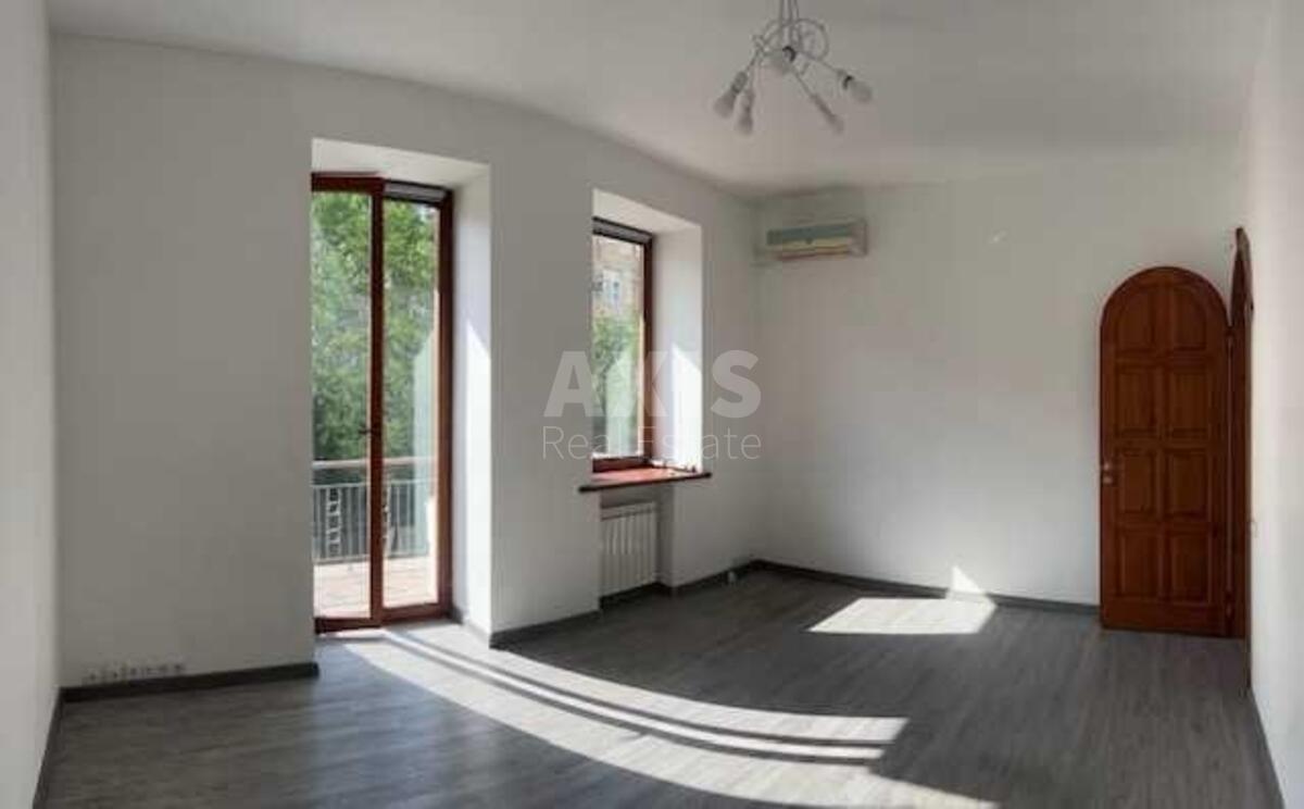 Office vul. Bul'varno-Kudrjavs'ka 15, 80m2