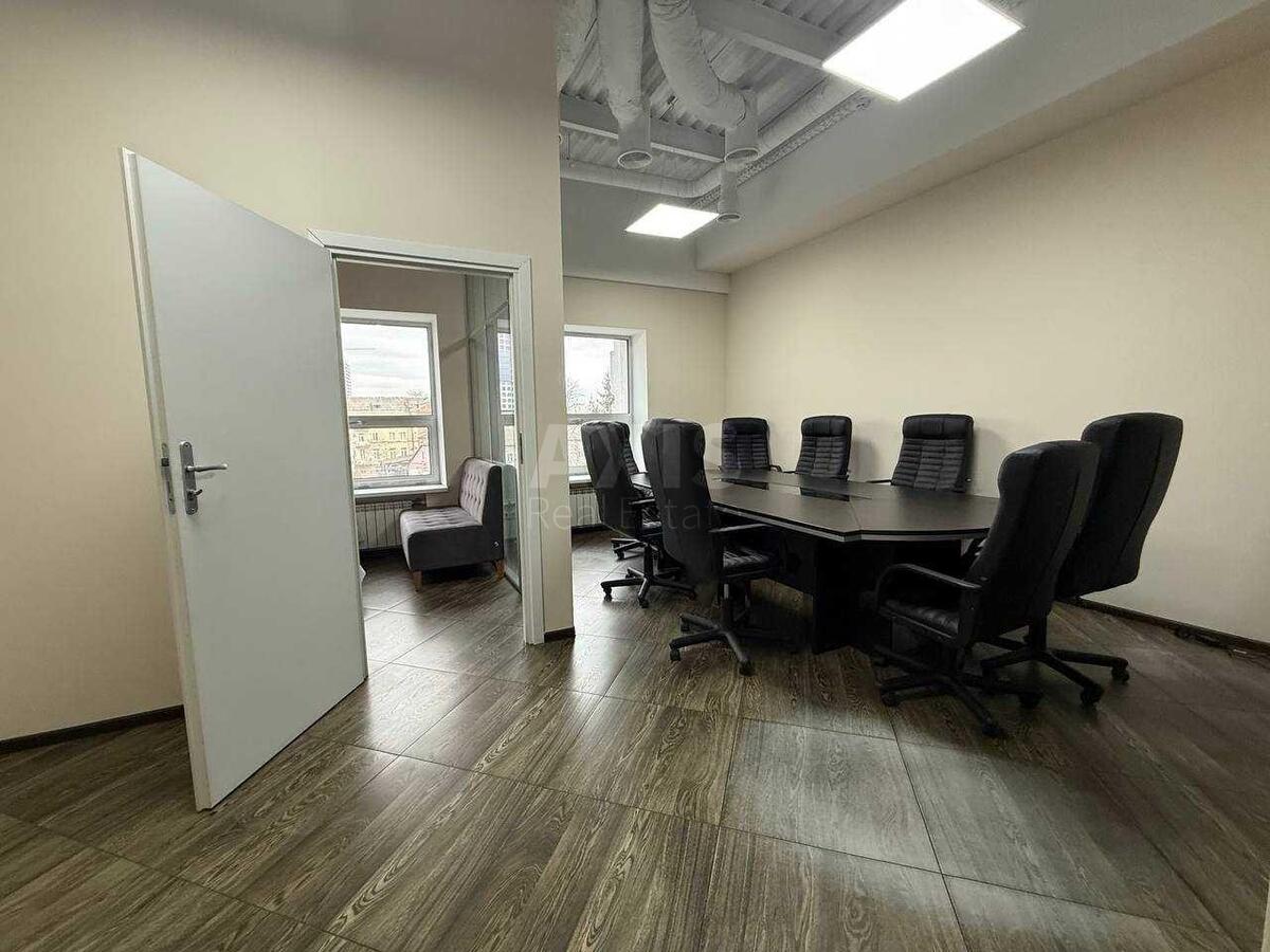 Office vul. Gajdara 58/10, 167m2630680