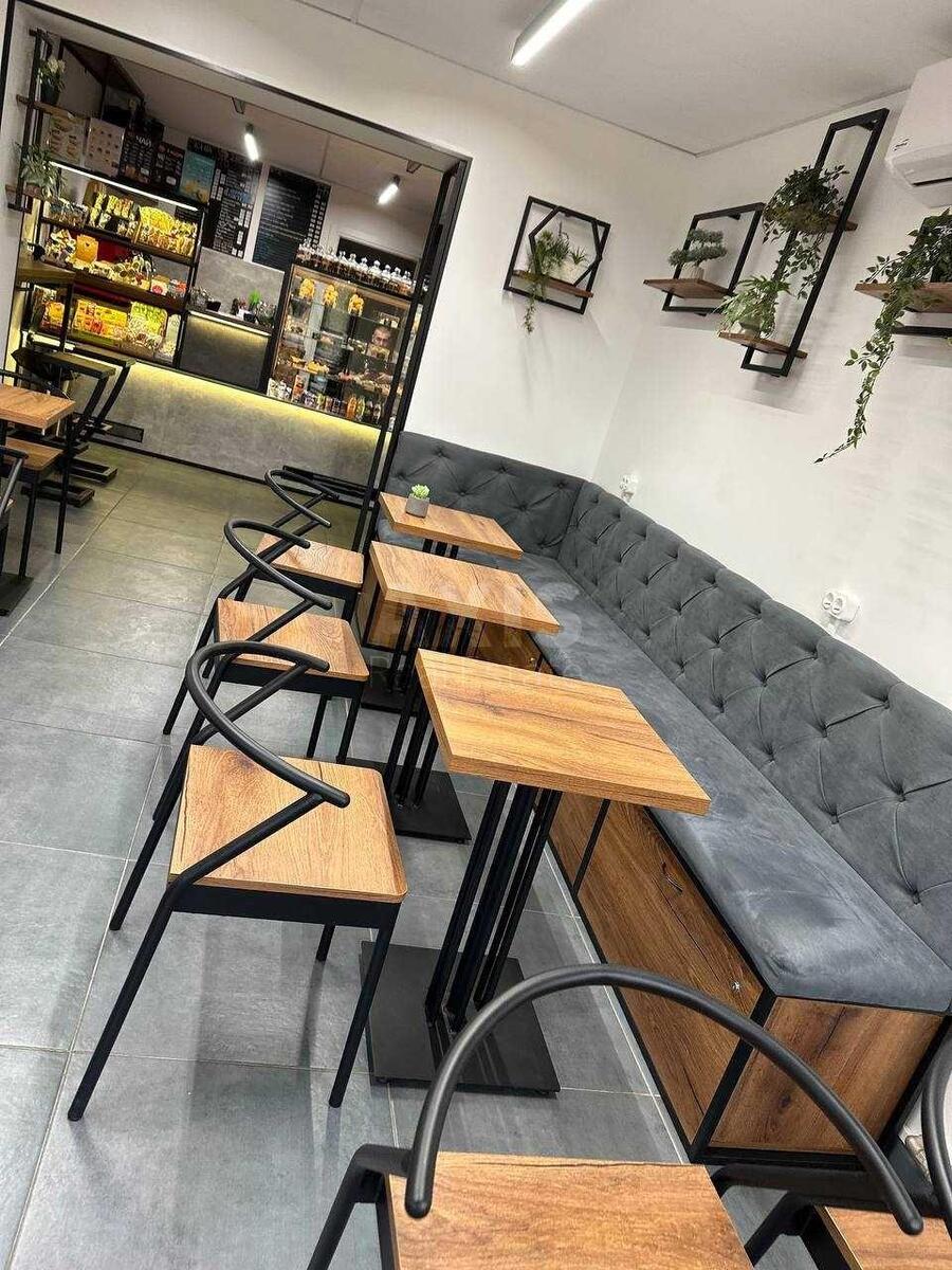 Trade object vul. Dan'kevycha Kostjantyna 8, 124m2587802