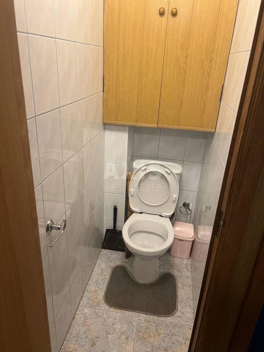 2k apartment vul. Bratyslavs'ka 188