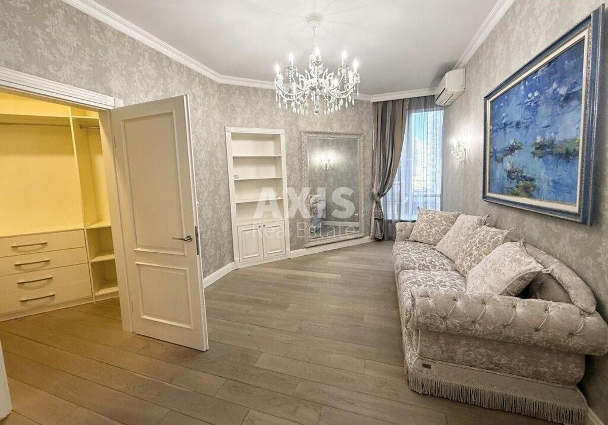 3k apartment vul. Barbjusa Anri 37/19