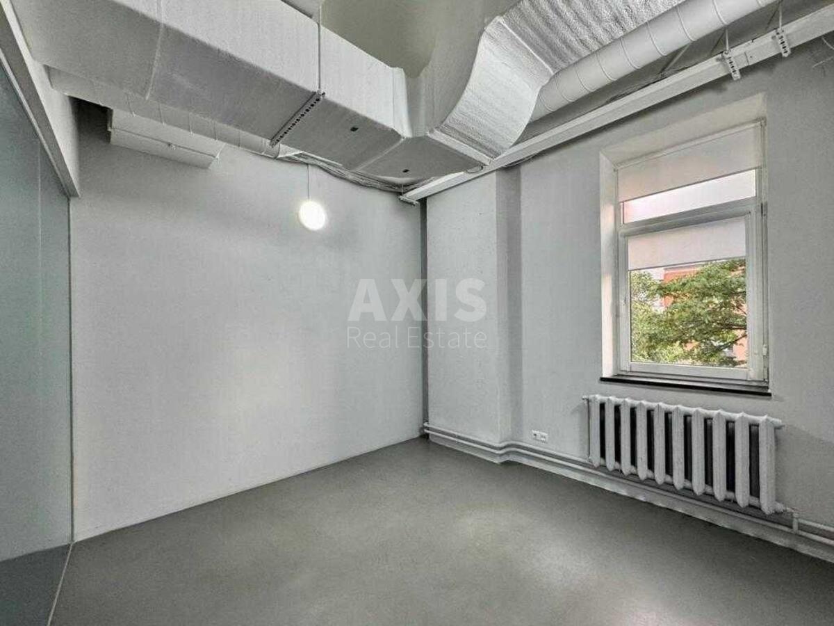 Office bul. Lesi Ukrai'nky 23Б, 412m2590437