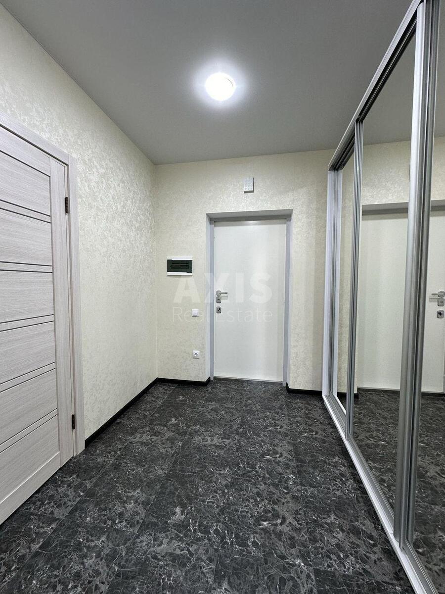 1k apartment vul. Central'na 21Б5