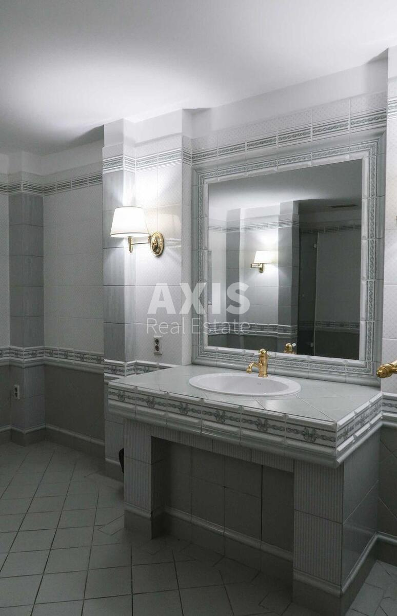 Office vul. Shovkovychna 42/44, 415m2522185