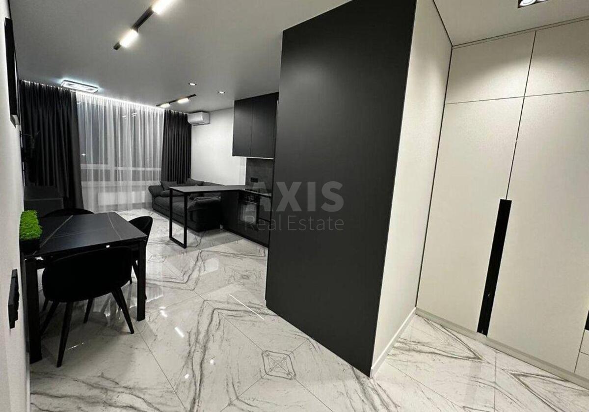 2k apartment vul. Zarichna 4/2